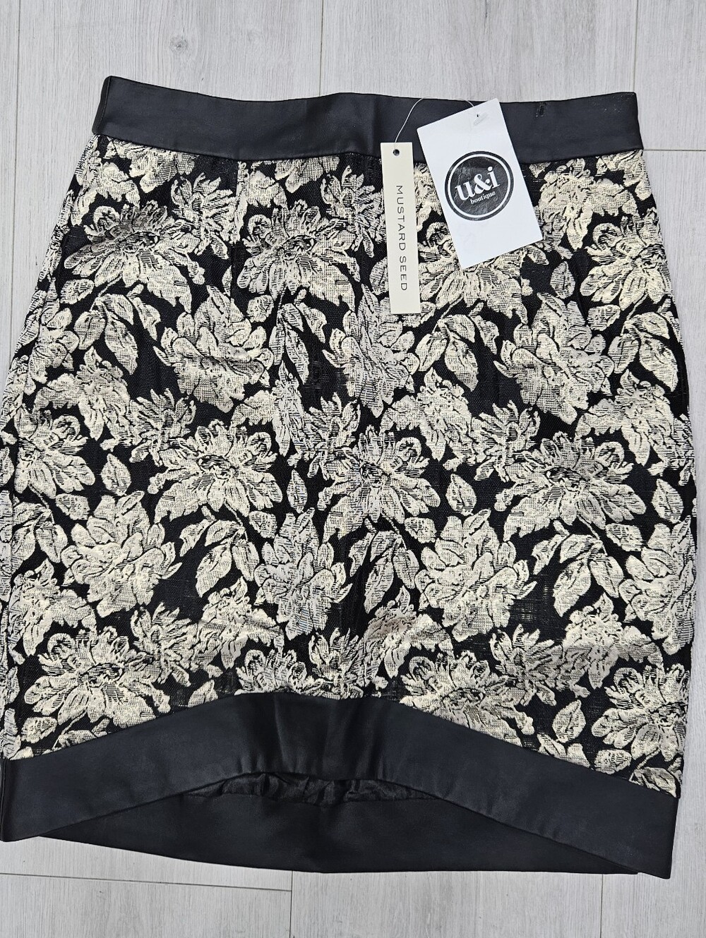 Mustard Seed Black Gold Floral Metallic Brocade Mini Skirt Faux Leather Sz S NWT